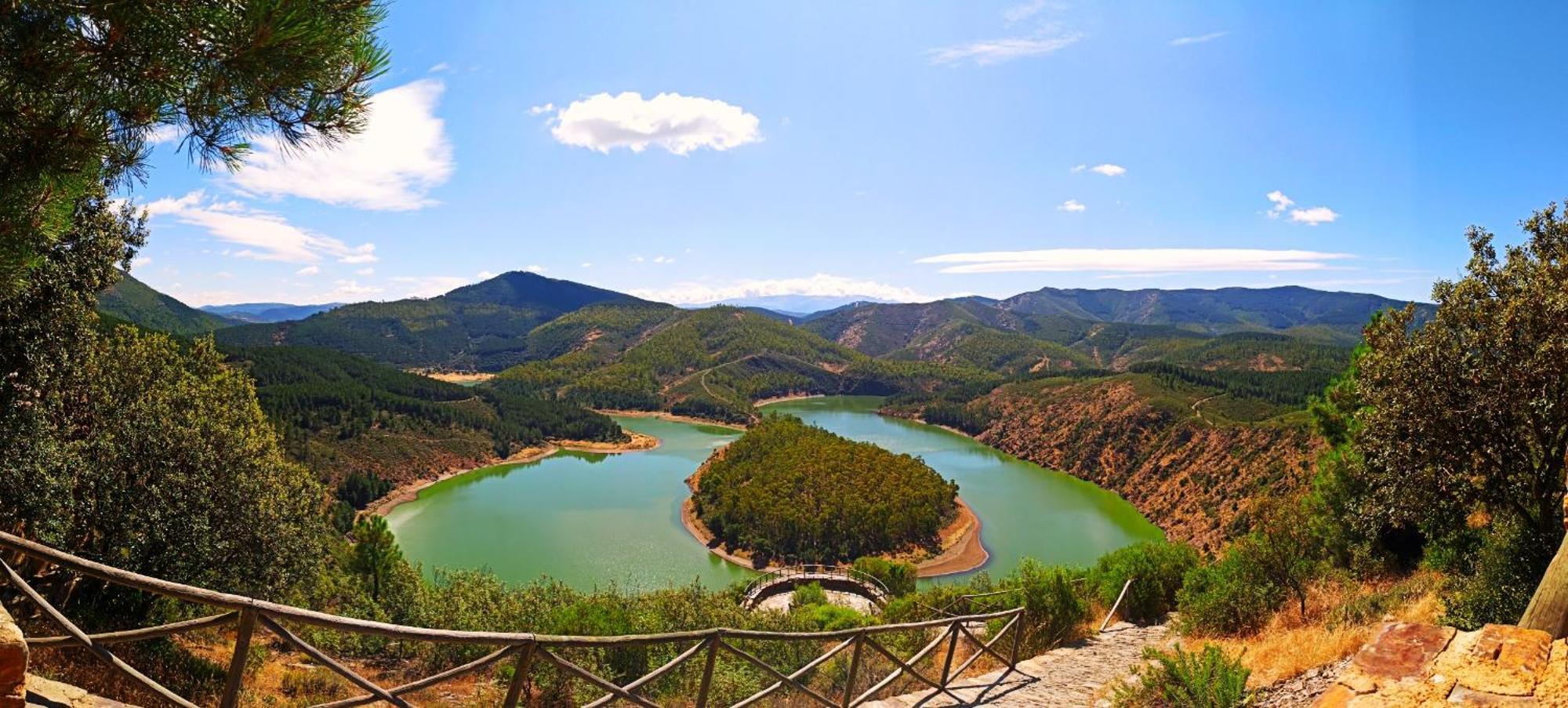 La Portilla De Кабесо Экстерьер фото